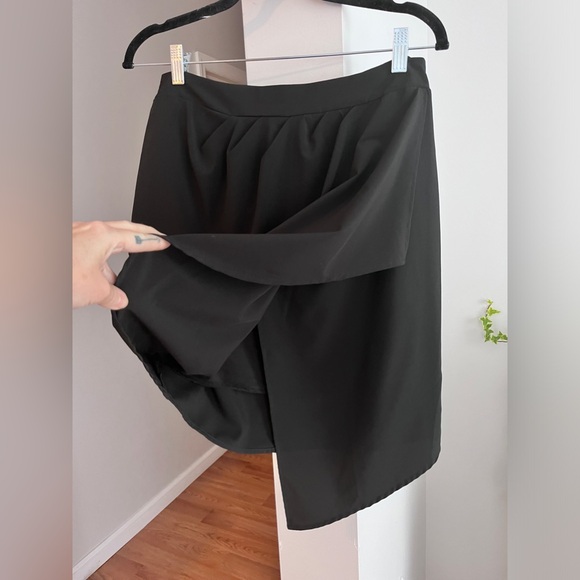 ROSSMORE Black Asymmetrical High Waist Mini Skirt - Picture 2 of 4